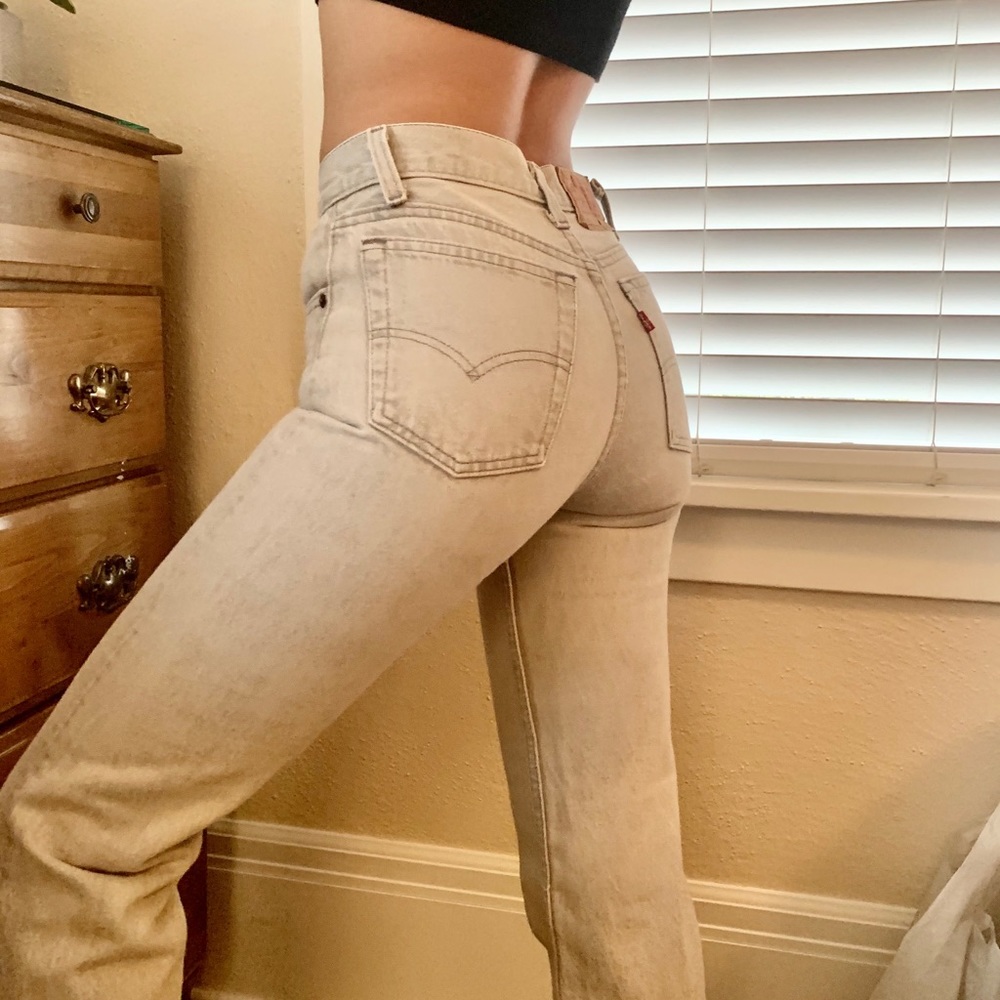 RARE - LIGHT GREY VINTAGE LEVI JEAN (23)